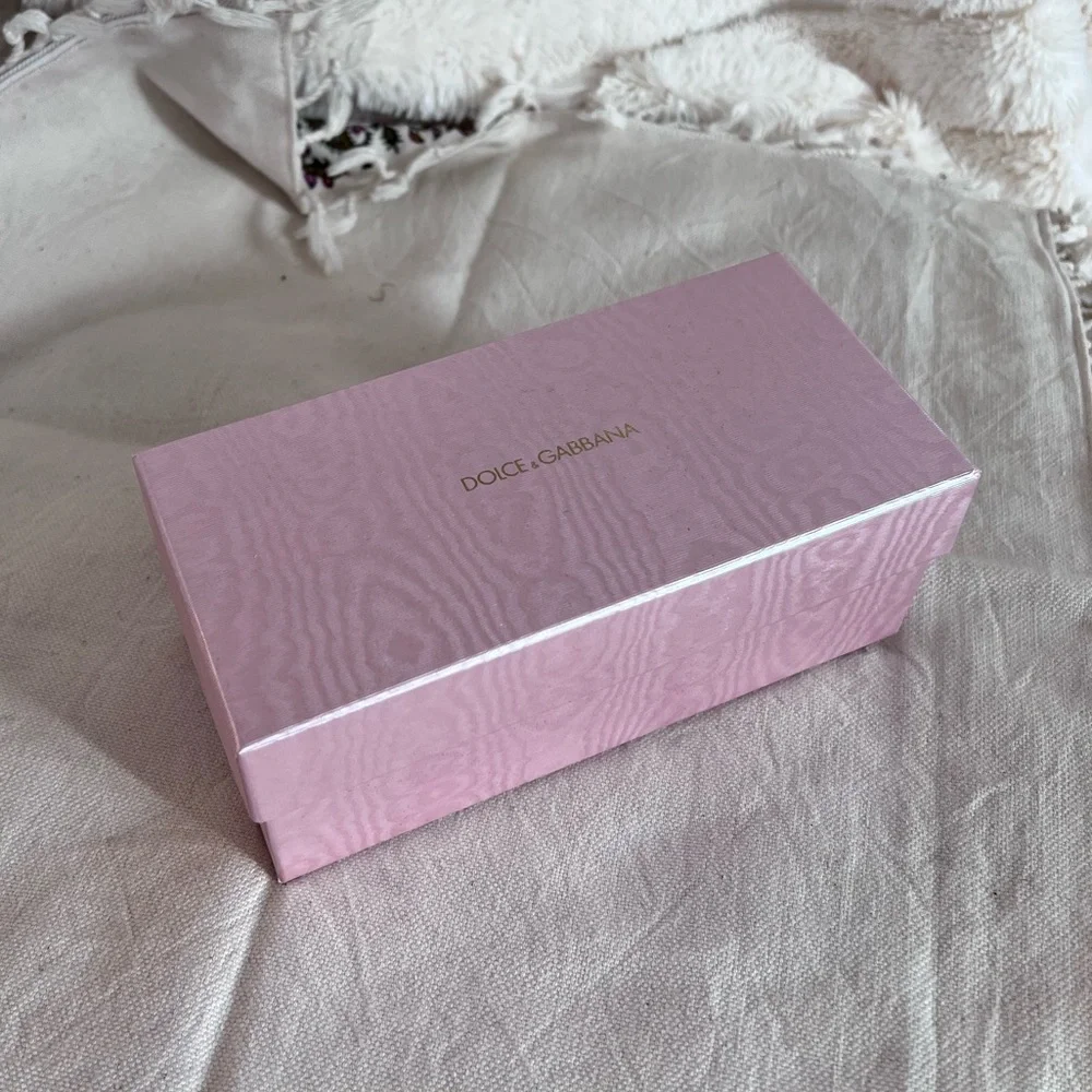Brand-new Dolce & Gabbana sunglass cardboard box - Picture 2 of 9